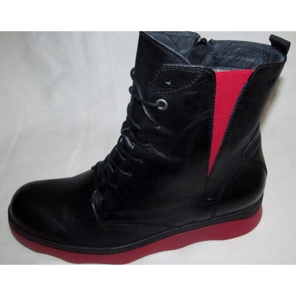 Buy your Wolky Akita WR - black/red leather shoes online - New Wolky Akita Water Resistant Leather Black Red Lace Up Boots Womens Size 11
